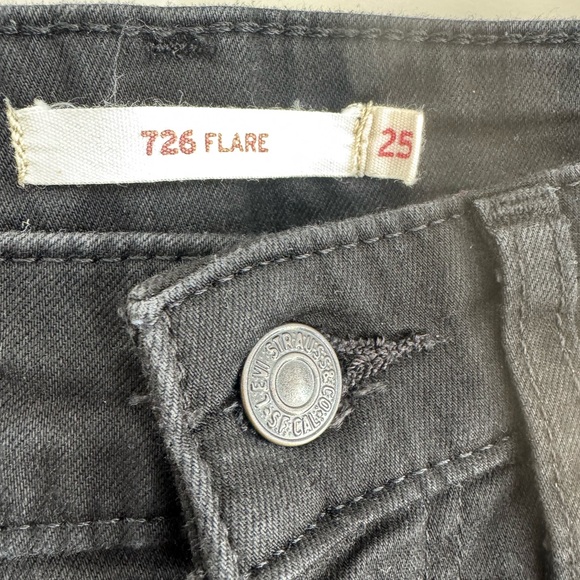 Levi's Black Wide Leg Jeans - Picture 2 of 5